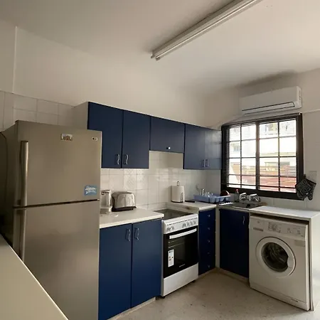 Away - 2bedroom With Communal Pool & Private Garden 別荘 パ フォス