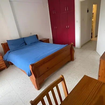 Away - 2bedroom With Communal Pool & Private Garden
